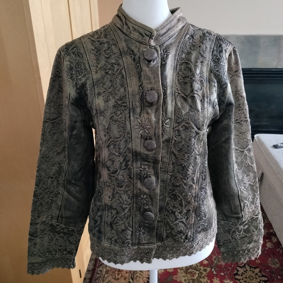 Step in Style Vintage Jacket - embroidered - Picture 1 of 2